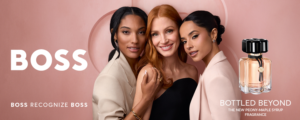 BOSS Bottled Beyond – neuer Damenduft mit Pfingstrose-Ahornsirup, drei Frauen im Kampagnenmotiv BOSS Bottled Beyond – neuer Damenduft mit Pfingstrose-Ahornsirup, drei Frauen im Kampagnenmotiv