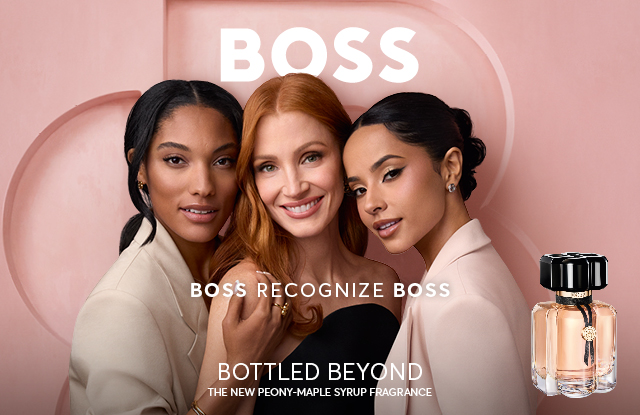 BOSS Bottled Beyond – neuer Damenduft mit Pfingstrose-Ahornsirup, drei Frauen im Kampagnenmotiv BOSS Bottled Beyond – neuer Damenduft mit Pfingstrose-Ahornsirup, drei Frauen im Kampagnenmotiv