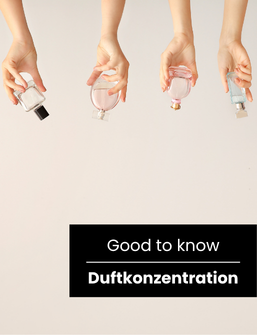 Vier Hände halten unterschiedliche Parfümflakons in die Höhe, Artikelbild Duftkonzentration