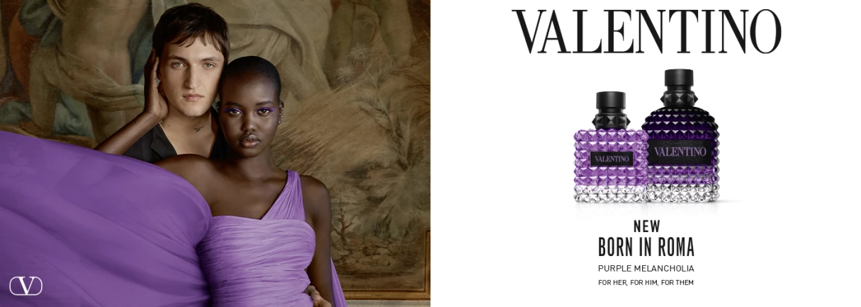 Valentino Born in Roma Purple Melancholia Eau de Parfum Flakons für Sie und Ihn neben Porträt eines Paares in Violett